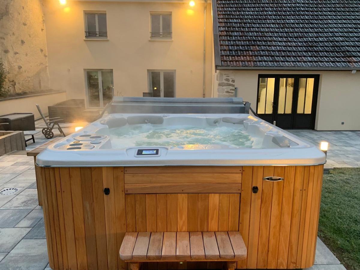 Chez La Rose Luxueuse Cottage Avec Jacuzzi Rouvres-la-Chetive Экстерьер фото