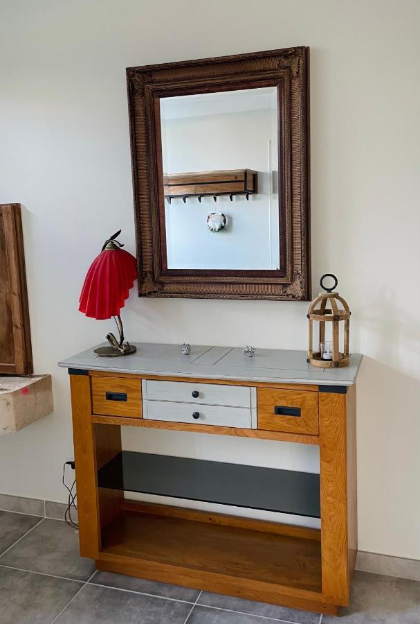 Chez La Rose Luxueuse Cottage Avec Jacuzzi Rouvres-la-Chetive Экстерьер фото